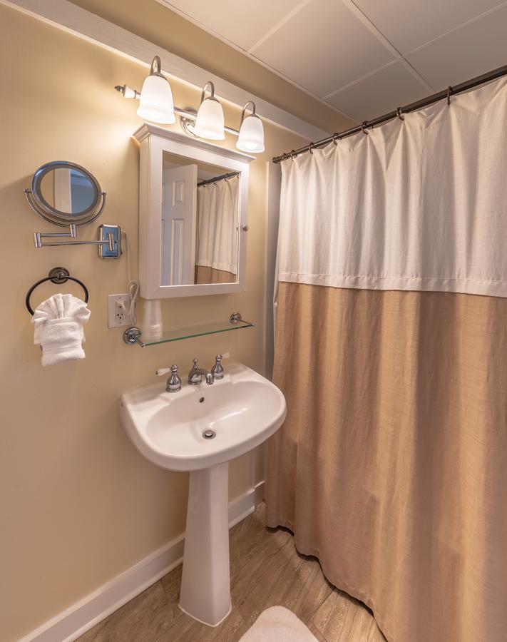 דסטין Henderson Park Inn מראה חיצוני תמונה